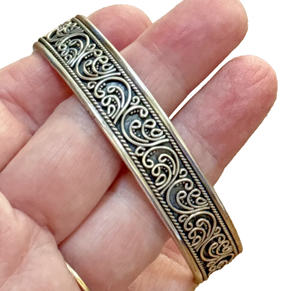 Signed 925 BA INDONESIA Ornate Embossed Cuff Bracelet 1/2” Wide Sterling Silver - Picture 5 of 5